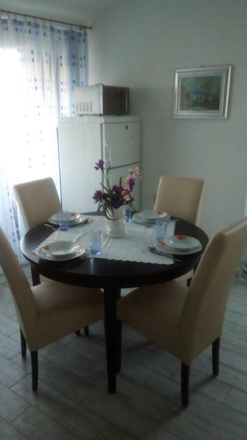 Apartment Tihana 라브니 외부 사진